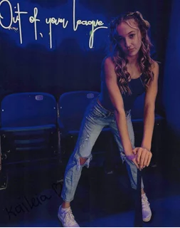 Kaileia Dixon autograph