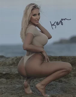 Kayla Moody autograph