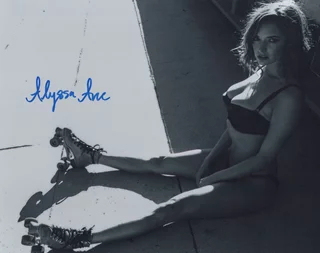 Alyssa Arce autograph