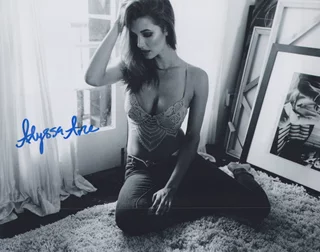 Alyssa Arce autograph