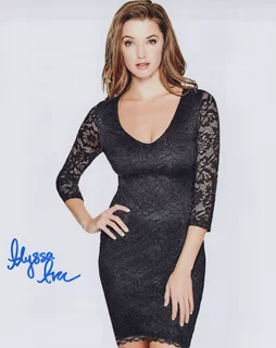 Alyssa Arce autograph
