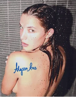 Alyssa Arce autograph