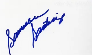 Saundra Santiago autograph