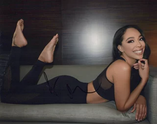 Danielle Blackwell autograph