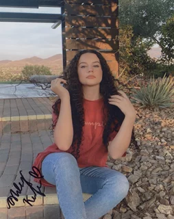 Ashley Keefe autograph