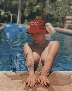 Carla Longoni autograph