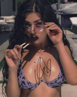 Ilo Musk autograph