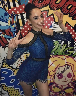 Marcela Navarrete autograph