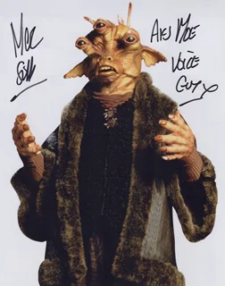 Marc Silk autograph