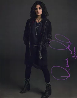 Diane Guerrero autograph