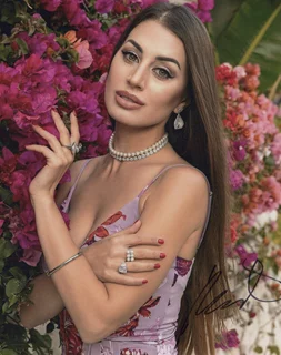 Maria Hageli autograph