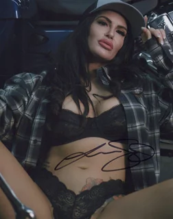 Lorna Sturchio autograph