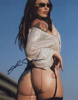 Lorna Sturchio autograph