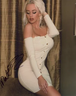 Matilda Dahlin autograph