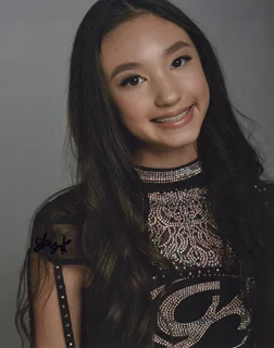 Skyla Disney autograph