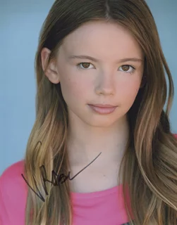 Victoria Rose Mueller autograph