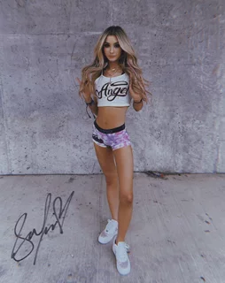 Sofie SanFilippo autograph