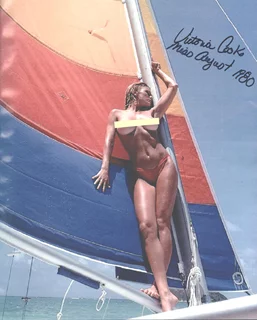 Victoria Cooke autograph
