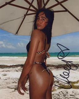 Verity Miller autograph