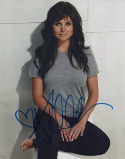 Tiffani Thiessen autograph