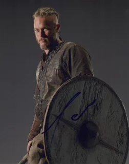 Travis Fimmel autograph