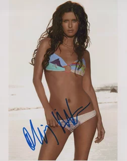Nikki Hilton autograph