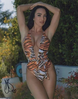 Shahira Barry autograph