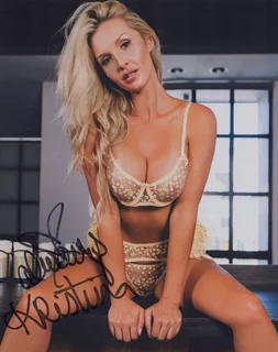 Kristina Marie Morrison autograph