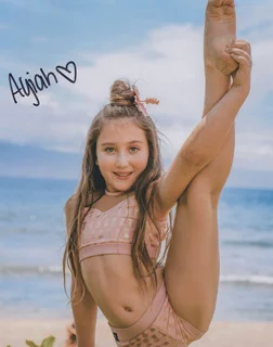 Ayiah Soufi autograph