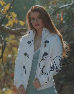 Jade Patteri autograph