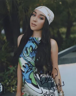 Ellie Soufi autograph