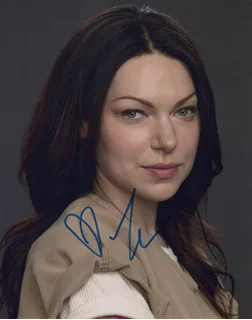 Laura Prepon autograph