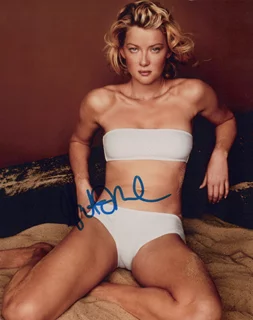 Gretchen Mol autograph
