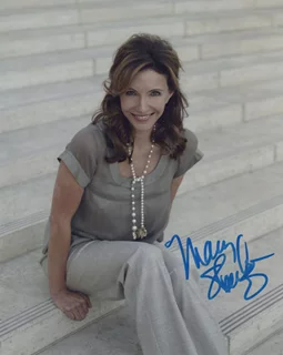Mary Steenburgen autograph