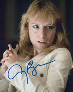 Amy Ryan autograph