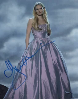 Jennifer Morrison autograph