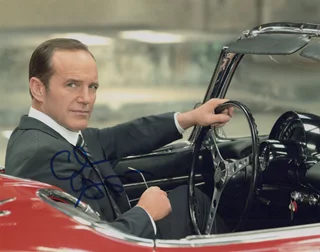 Clark Gregg autograph