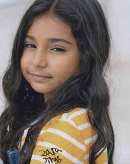 Zara Nicole Jirgis autograph