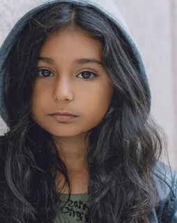 Zara Nicole Jirgis autograph