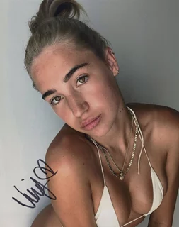 Verity Miller autograph