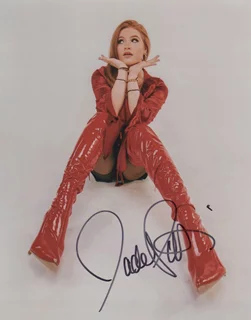 Jade Patteri autograph