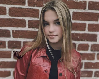 Mia Talerico autograph