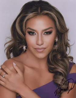 Amanda Ford autograph