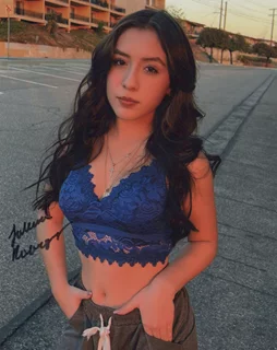 Jaleena Rodriguez autograph