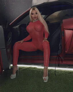 Lola Starr autograph