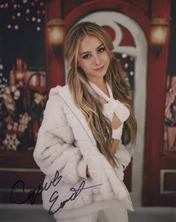 Capri Everitt autograph