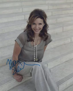 Mary Steenburgen autograph