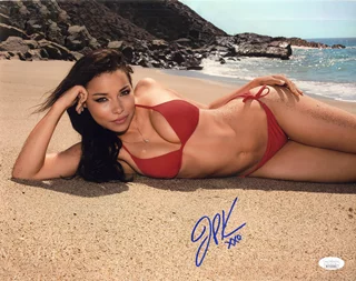 Jessica Parker Kennedy autograph
