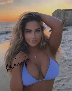 Katie Williams autograph