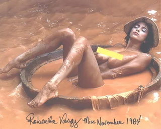 Roberta Vasquez autograph